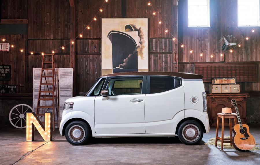 Honda N Box Slash Nova Country Style (JF1) 2018 года  (фото 6 из 8)
